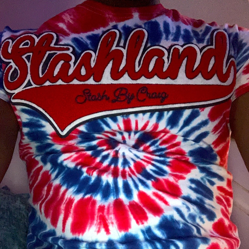 Men’s Tye Dye Chenille patch shirt.
